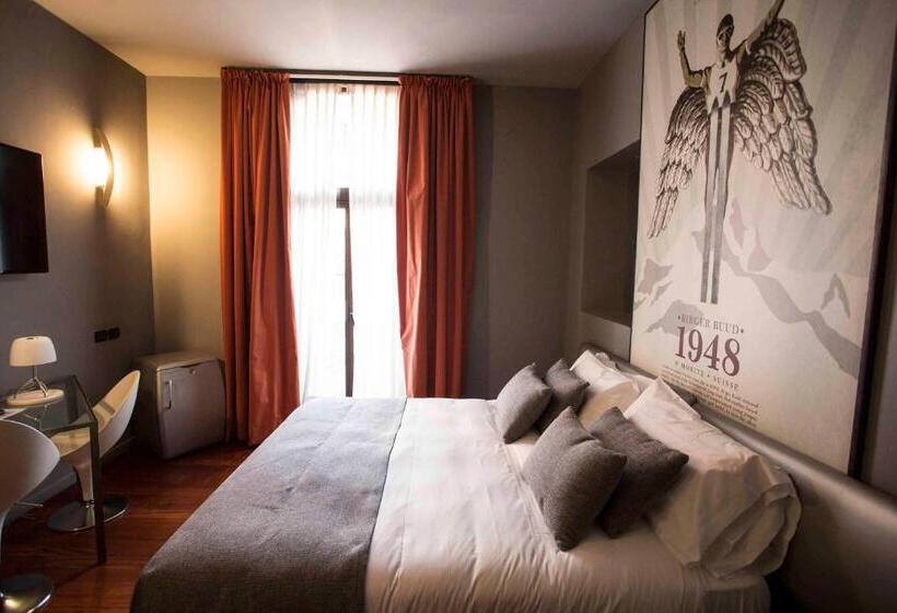 سوییت, Art Hotel Boston