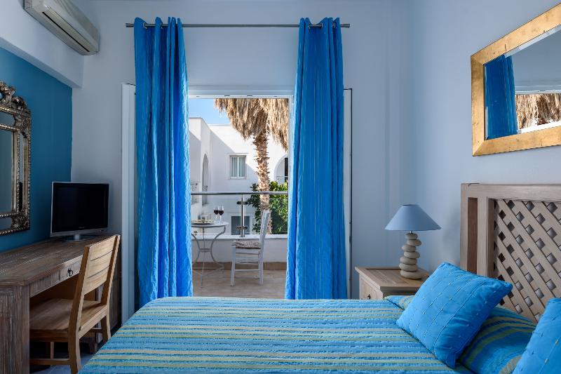 اتاق لوکس, Art Hotel Boston
