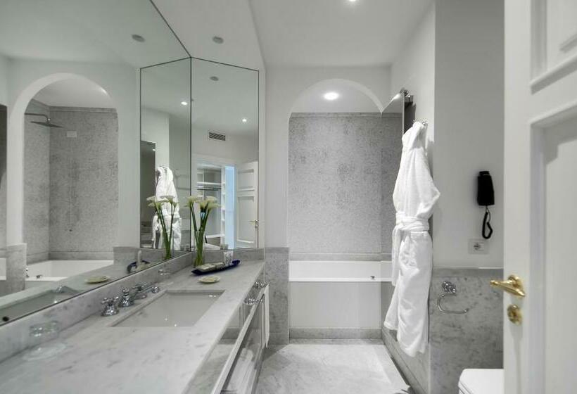 Junior Suite Vue Mer, Bellevue Syrene