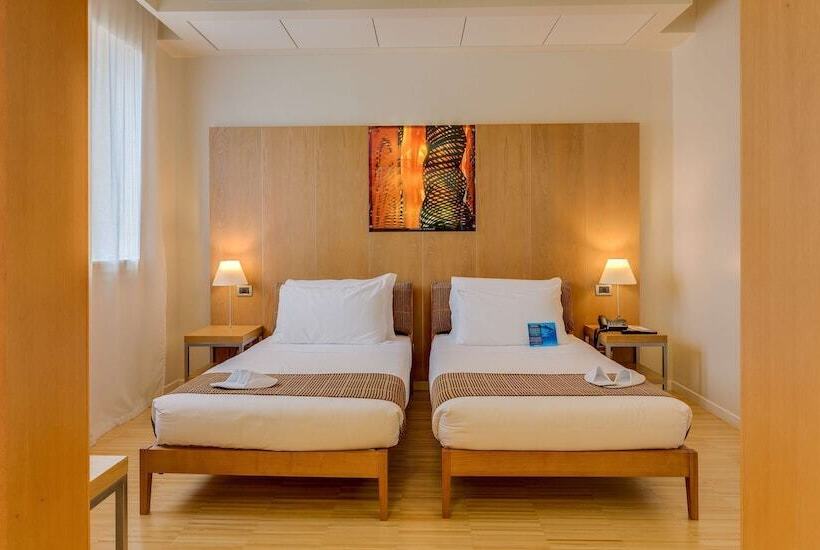 Полулюкс, Best Western Plus Hotel Bologna