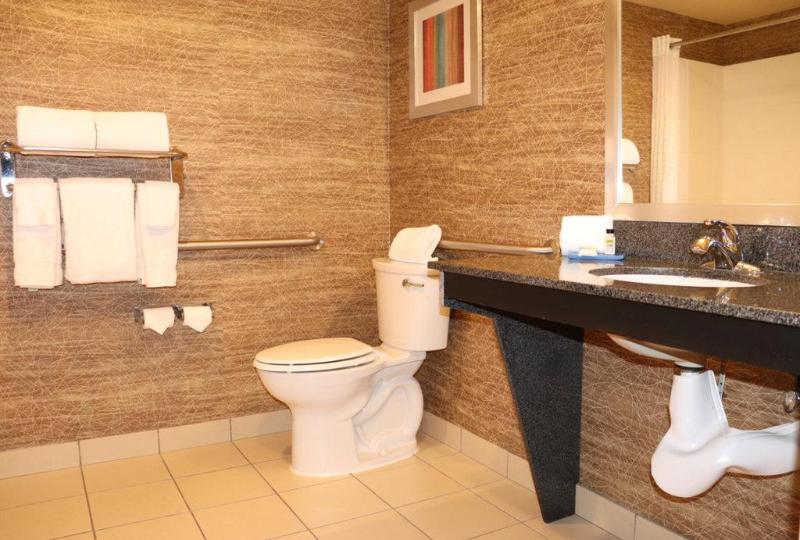 Номер Стандарт с Балконом Вид на Сад, Best Western Regina Elena
