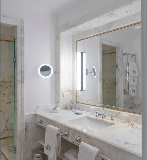Номер Deluxe Вид на Море, Grand Hotel Excelsior Vittoria