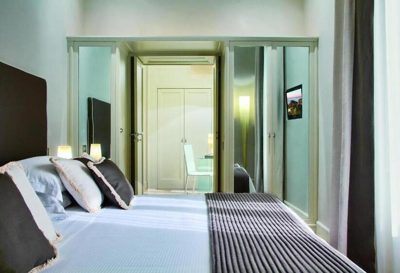 Апартаменты Deluxe 1 Спальня, Grand Hotel Excelsior Vittoria