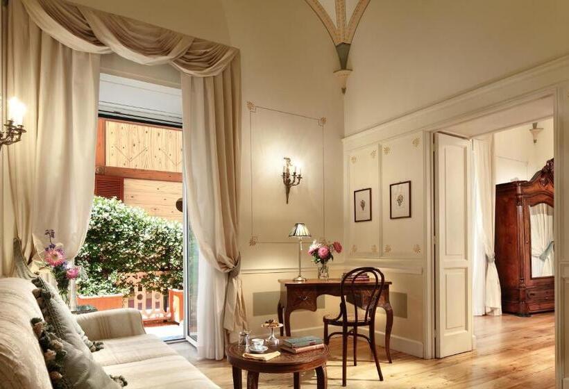 Люкс с Террасой, Grand Hotel Excelsior Vittoria