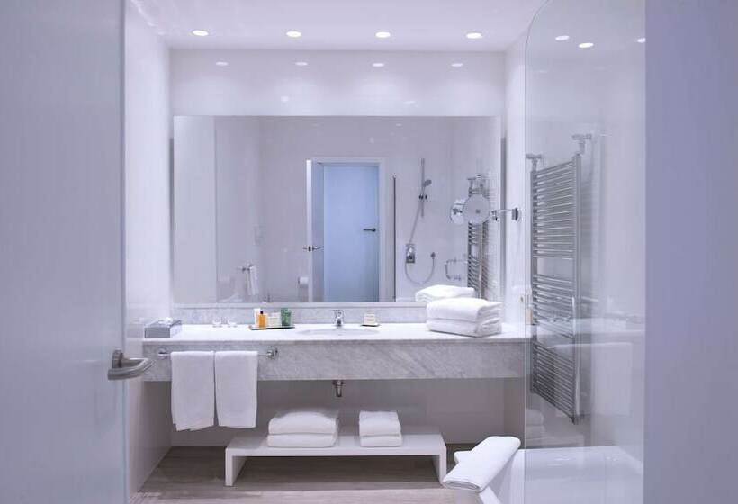 Номер Superior Вид на Море, Hilton Sorrento Palace