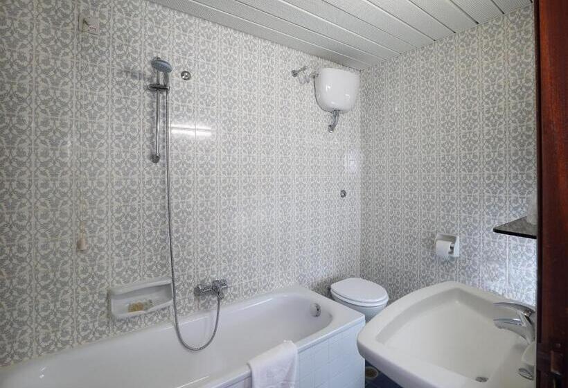 اتاق اقتصادی با چشمانداز دریا, Lido Mediterranee