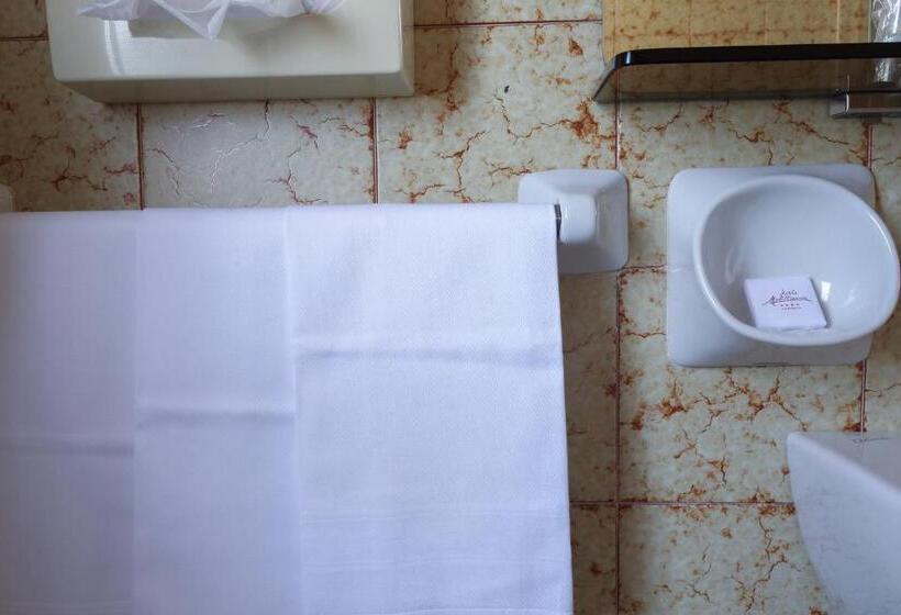 Economy Triple Room, Lido Mediterranee