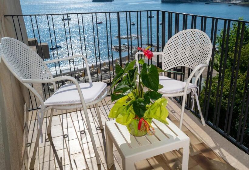 Economy Triple Room, Lido Mediterranee