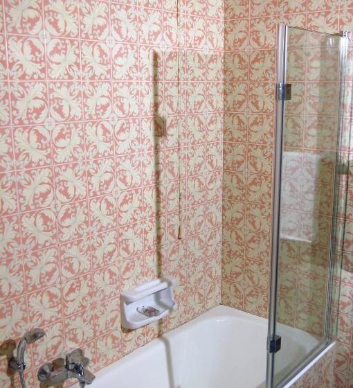 اتاق راحتی با چشمانداز دریا, Lido Mediterranee