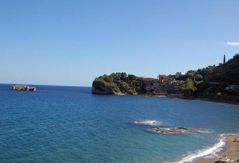 اتاق سه نفره سوپریور با چشمانداز دریا, Lido Mediterranee