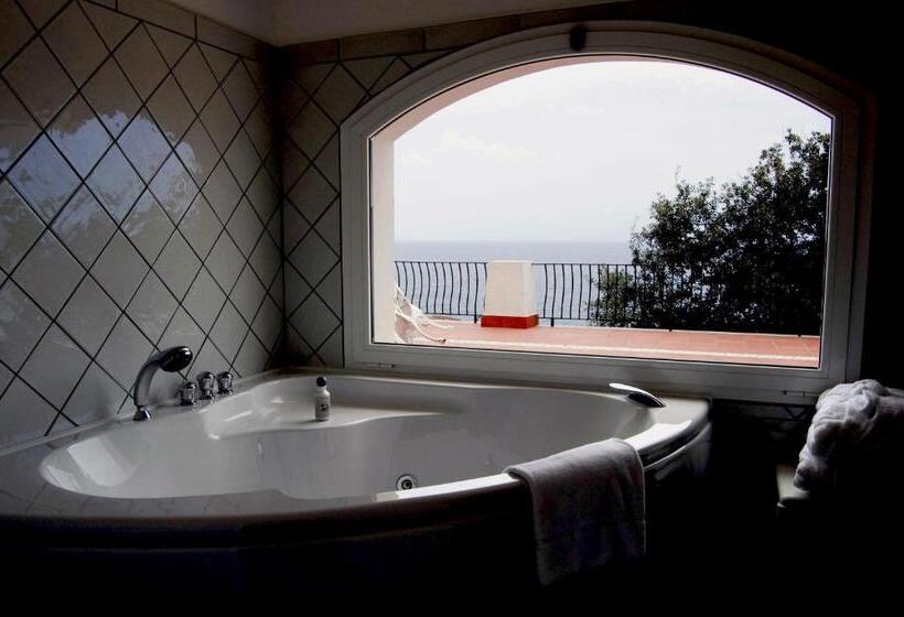 스위트 킹사이즈 침대, Punta Rossa