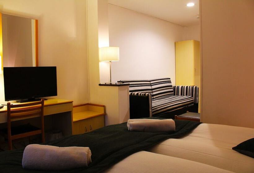 Трехместный Номер Комфорт, Coccodrillo Hotel & Apartments