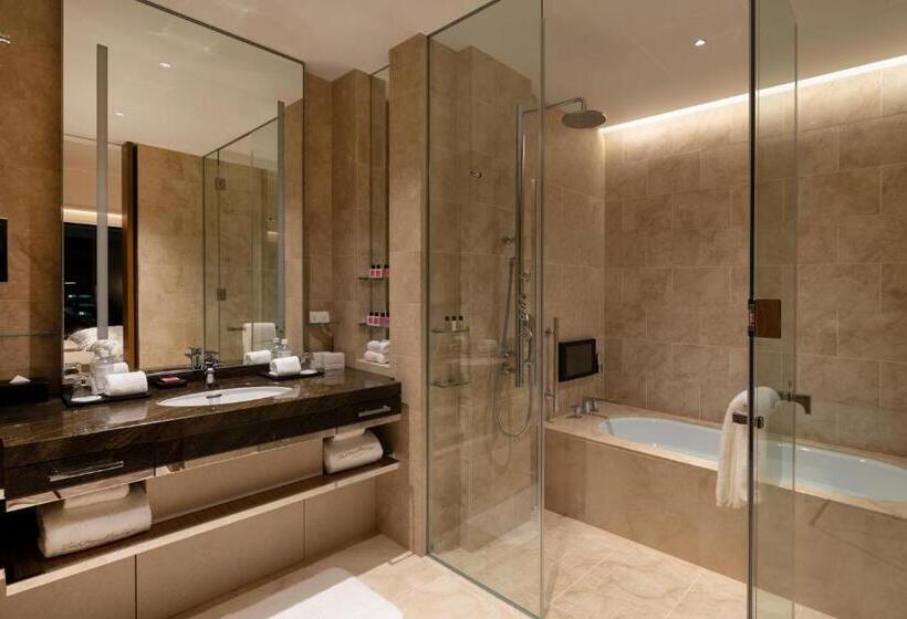 Номер Престиж, The Okura Tokyo