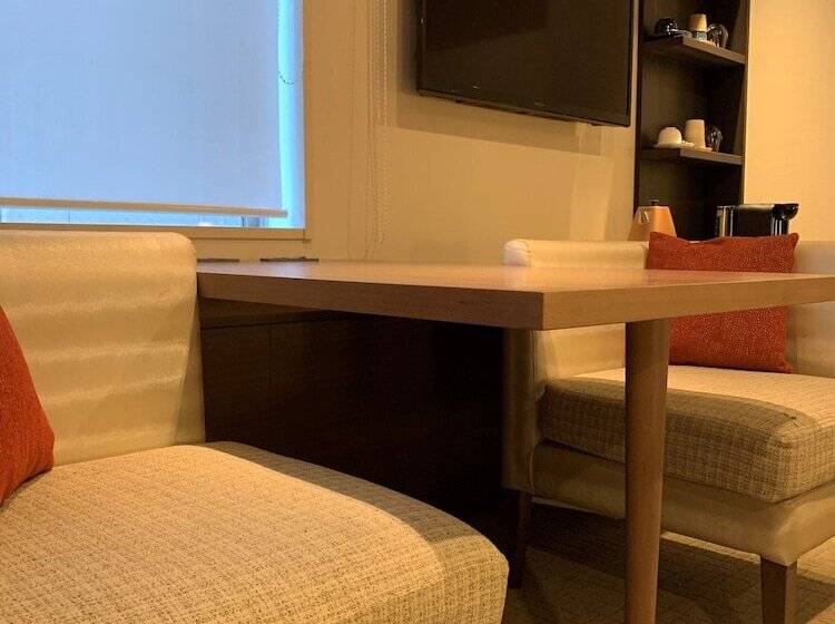 Номер Superior, Tokyu Stay Ginza
