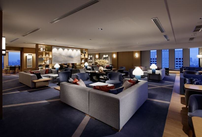 سوئیت پریمیوم, Keio Plaza Hotel Tokyo