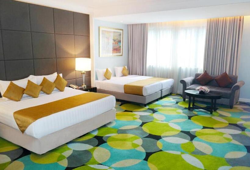 Номер Deluxe, Perdana Kota Bharu