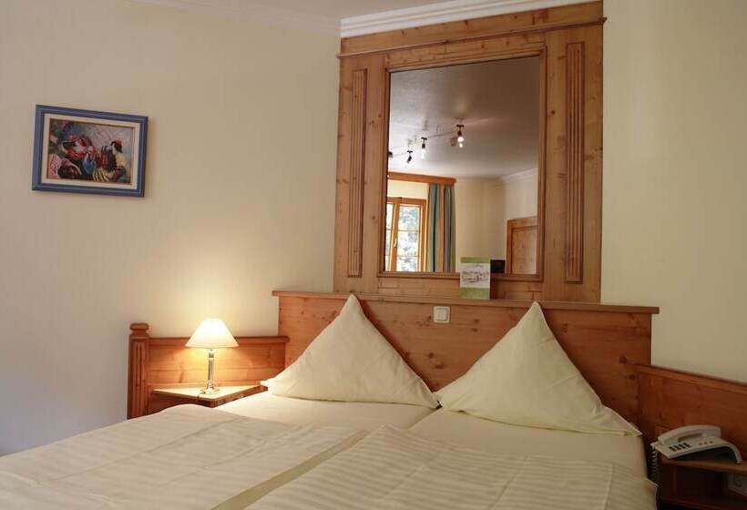 اتاق لوکس, Logis Hotel Restaurant Petry
