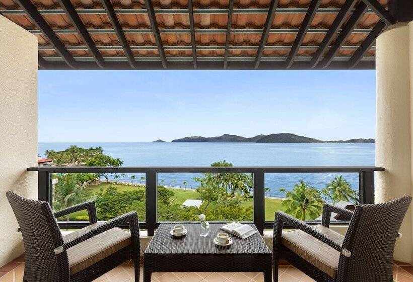 디럭스 스위트 바다 전망, Shangri La Tanjung Aru, Kota Kinabalu