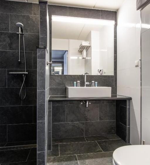 Номер Комфорт, Bastion Hotel Amsterdam Noord