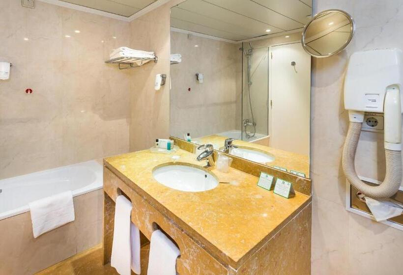 اتاق استاندارد با 2 تخت دوبل, Holiday Inn Lisbon, An Ihg