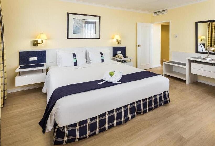 سوئیت با تخت بزرگ, Holiday Inn Lisbon, An Ihg