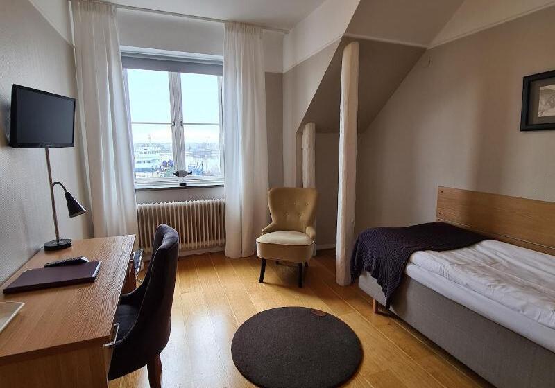 Номер Стандарт Индивидуальный, Hamnhotellet Kronan