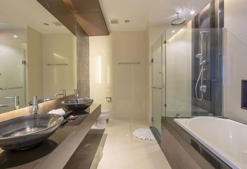 سوییت جونیور با چشم‌انداز دریا, Cape Panwa Hotel Phuket
