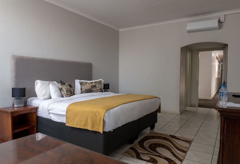 Номер Стандарт, Riviera On Vaal Resort