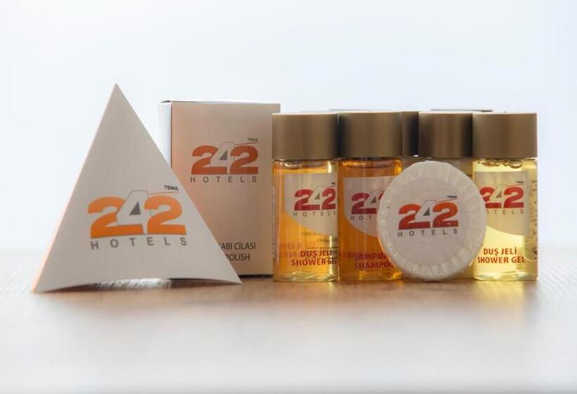 스탠다드 룸, Tema 242