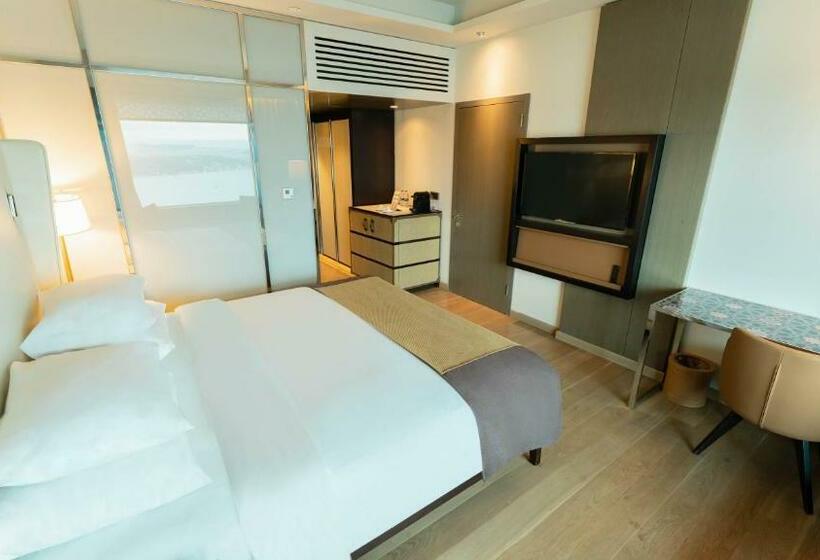 クラブルーム ビュー, The Marmara Taksim