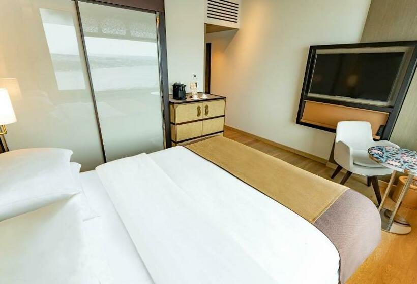 クラブルーム ビュー, The Marmara Taksim