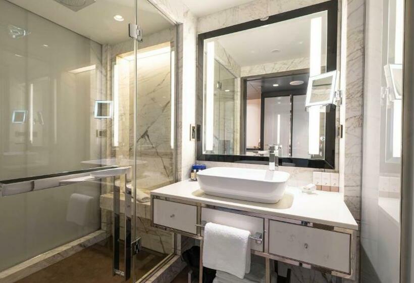 クラブルーム, The Marmara Taksim