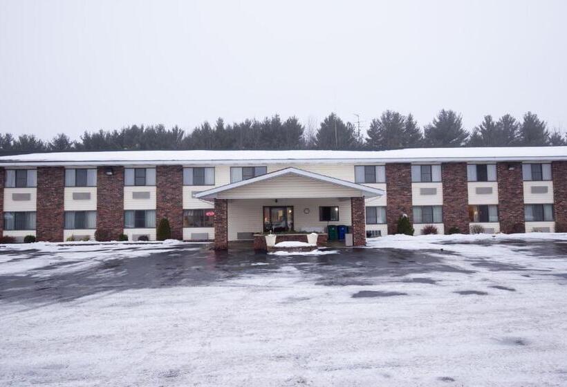 Люкс Кровать Кинг, Travelodge By Wyndham Merrill