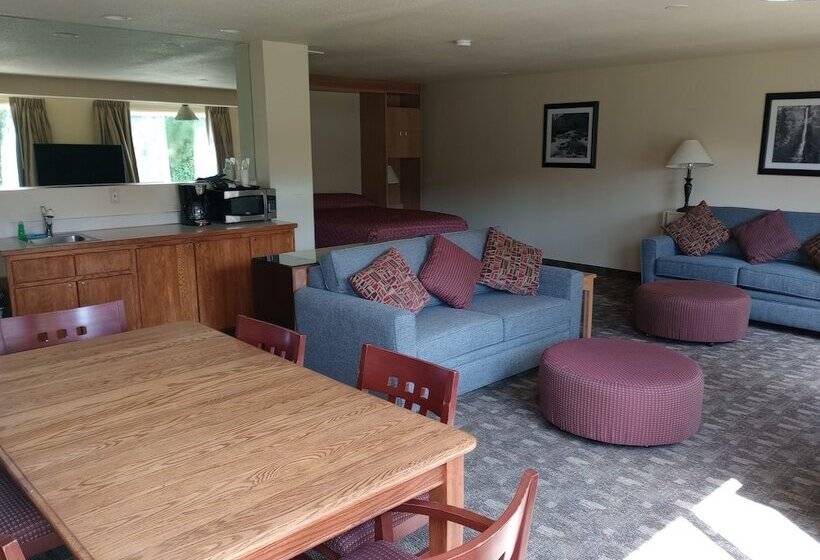 패밀리 룸, Cocusa Motel