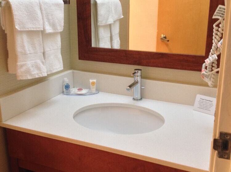 Номер Стандарт 2 Двуспальные Кровати, Comfort Inn Rutland   Killington