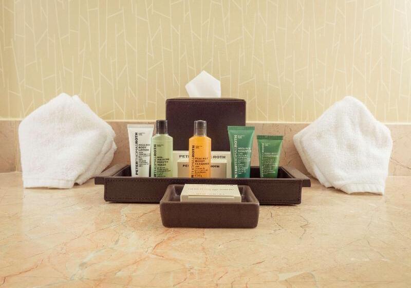 غرفة إدارية سرير كينج, Hilton Phoenix Airport