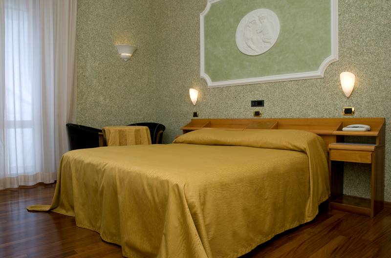 Номер Стандарт Адаптированный для Инвалидов, Holiday Inn Express Rochester   University Area, An Ihg