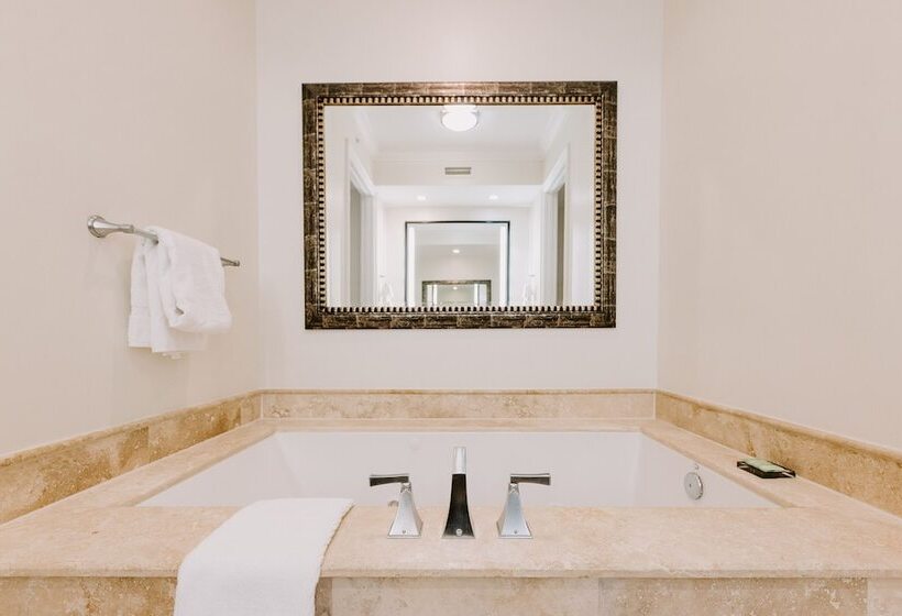 バルコニー付２ベッドルームアパートメント, Beachside Resort & Residences