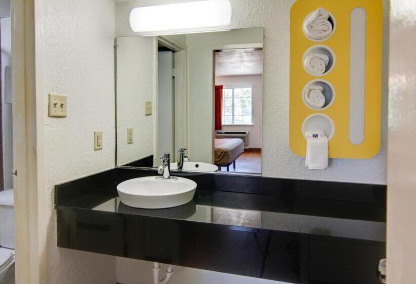 Номер Deluxe, Motel 6 Mount Pleasant, Tx