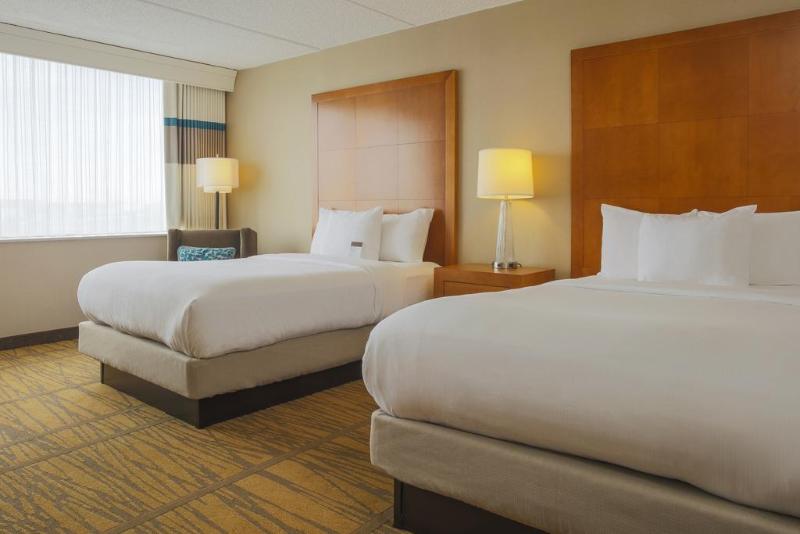 Номер Стандарт, Doubletree By Hilton Rochester