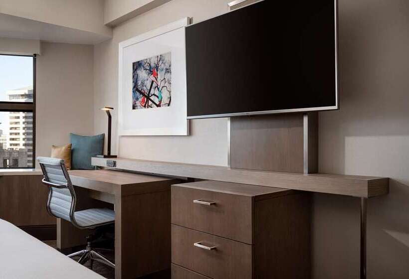חדר סטנדרט עם מיטת קינג, Hilton San Francisco Financial District