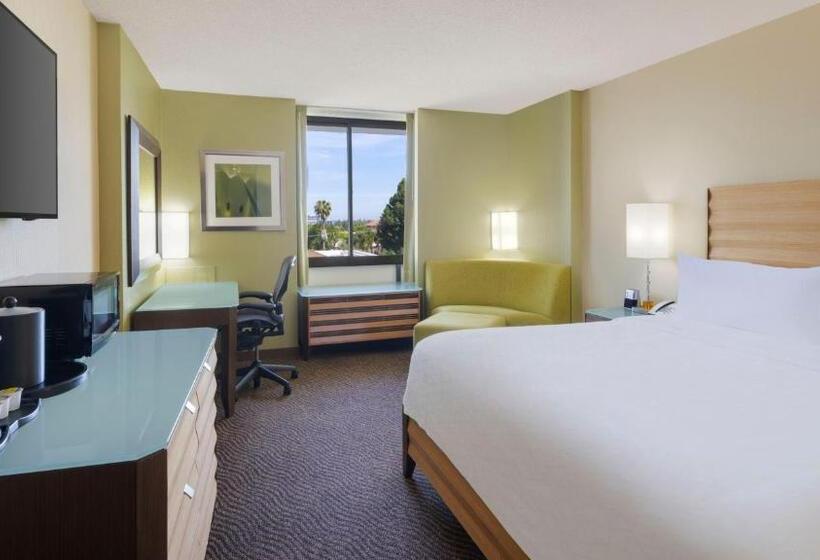Люкс Кровать Кинг, Holiday Inn San Jose Silicon Valley, An Ihg
