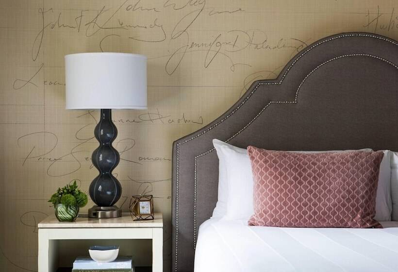 스탠다드 룸 더블 침대 2개, The Mayflower Hotel, Autograph Collection