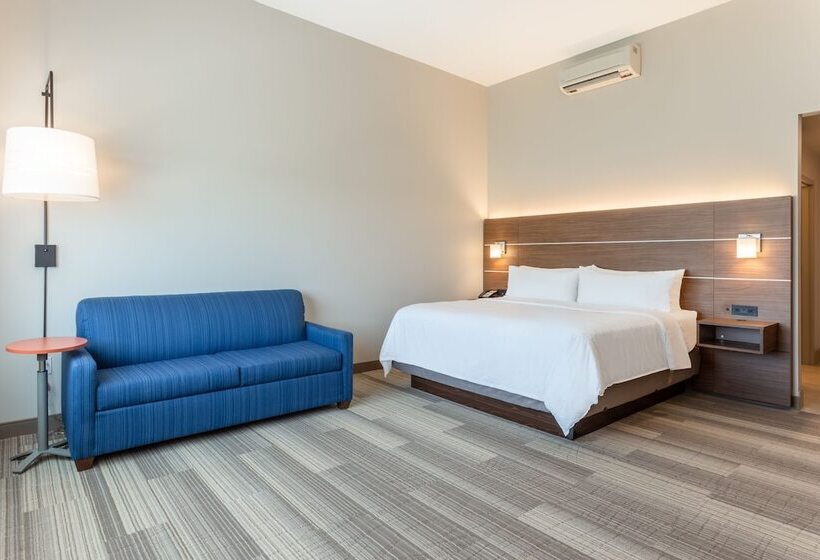 套房, Holiday Inn Express & Suites   Springfield North, An Ihg