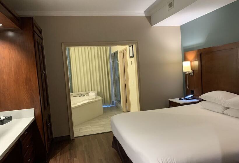 Люкс с гидромассажем, Mainstay Suites Orange County John Wayne Airport