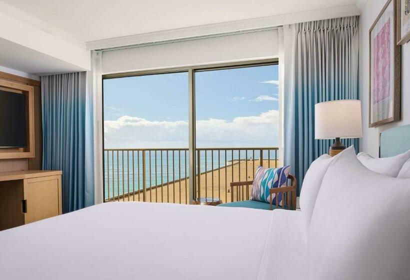 سوئیت برای معلولان, Outrigger Reef Waikiki Beach Resort