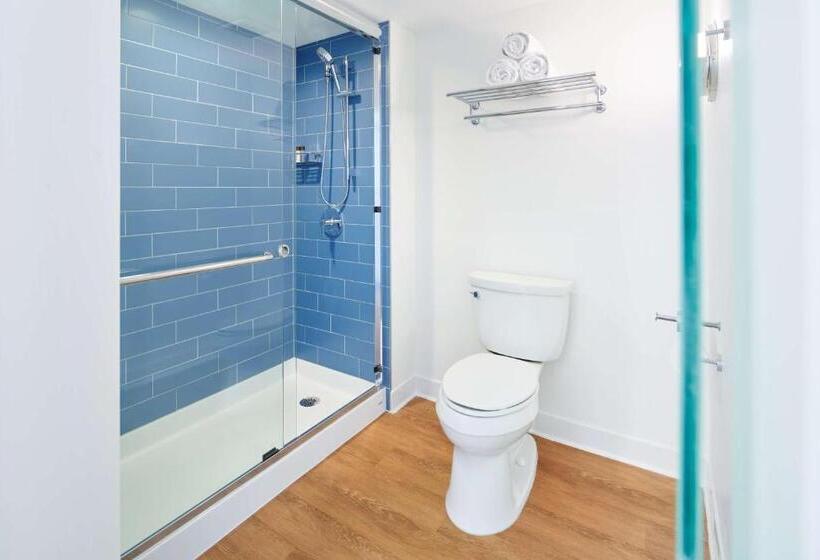 اتاق کلوب با چشم‌انداز, Outrigger Reef Waikiki Beach Resort