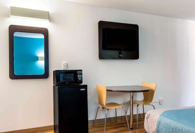 Номер Стандарт 2 Двуспальные Кровати, Motel 6 Lagrange Ga