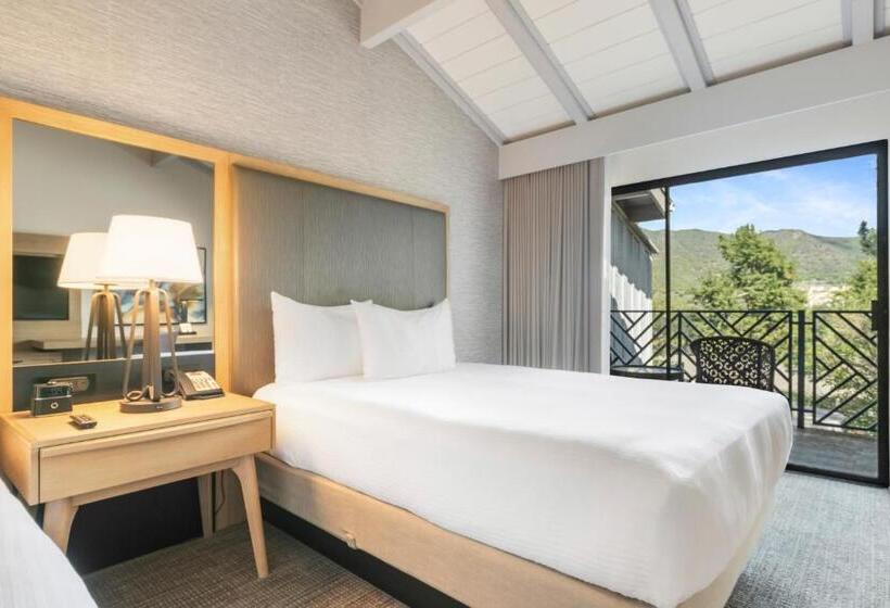 디럭스 룸, Pala Mesa Resort