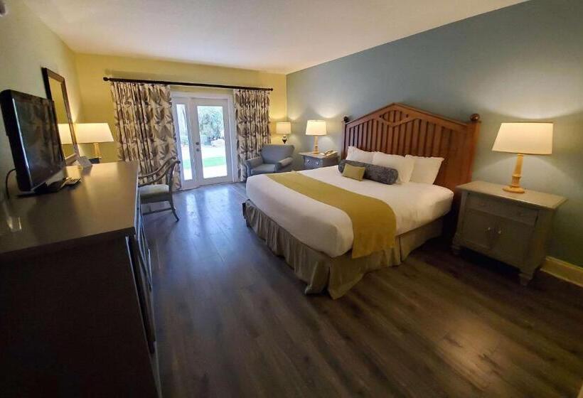 Номер Стандарт Кровать Кинг Адаптированный для Инвалидов, Plantation Resort On Crystal River, Ascend Hotel Collection